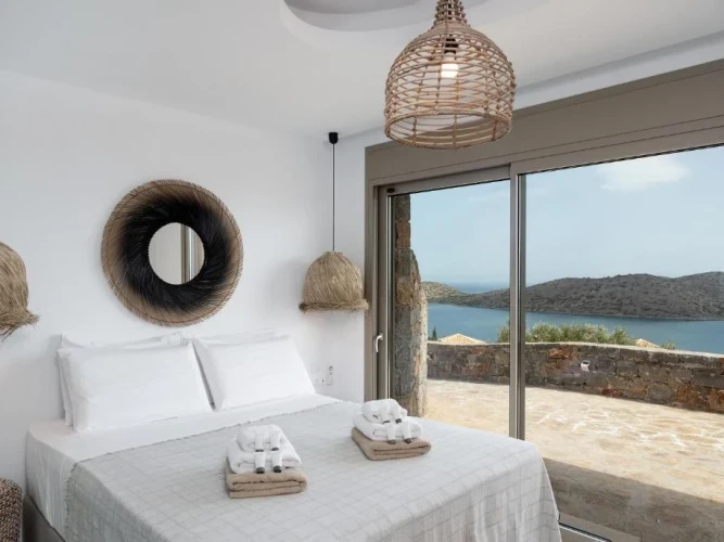 Serenity Art Villa