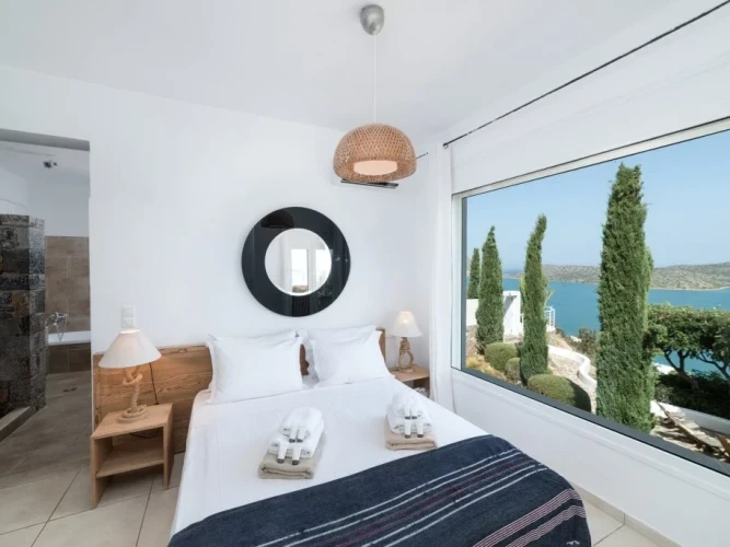 Infinity Art Villa