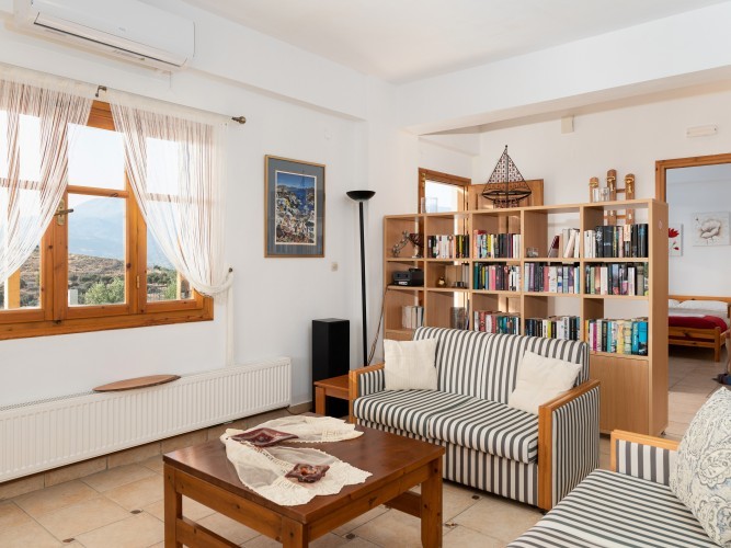 Νέα Villa Alexandros