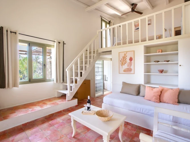 Two Bedroom Cottage with Hot Tub Jacuzzi