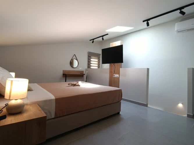 Deluxe Apartment with Balcony & Loft