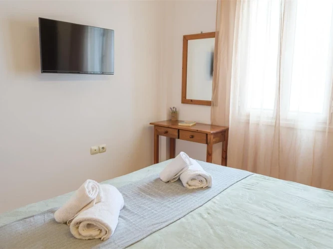 2 Bedrooms Apartment with sea view