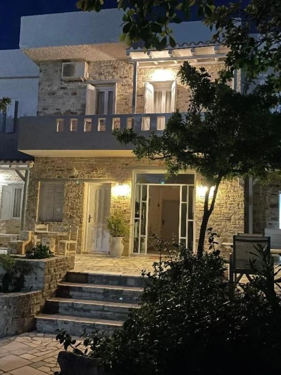 Villa-Sylvia