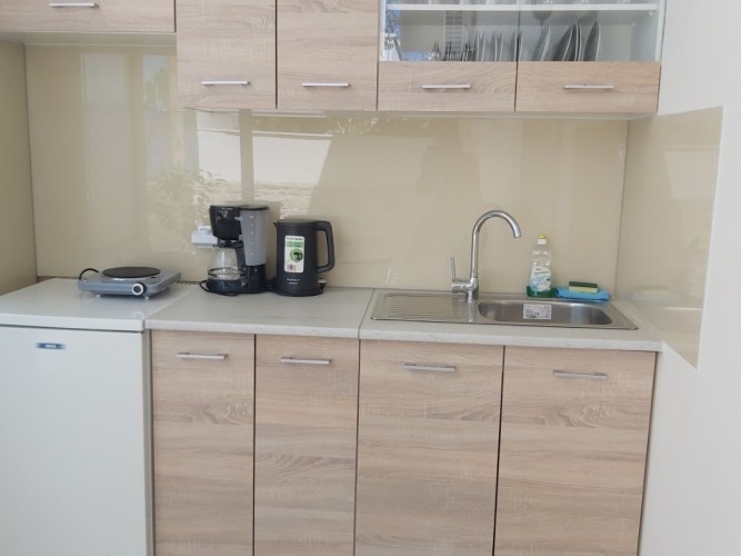 Studio Art with kitchen