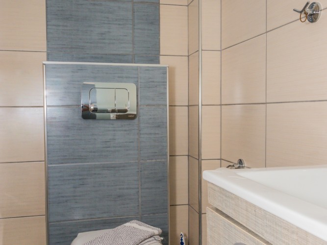 Onar room with double bed
