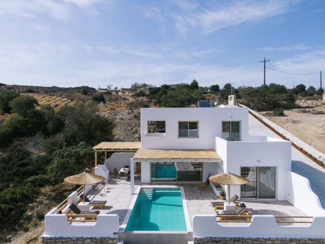 Nostos Private Villas