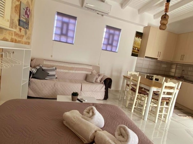 One-Bedroom Studio  