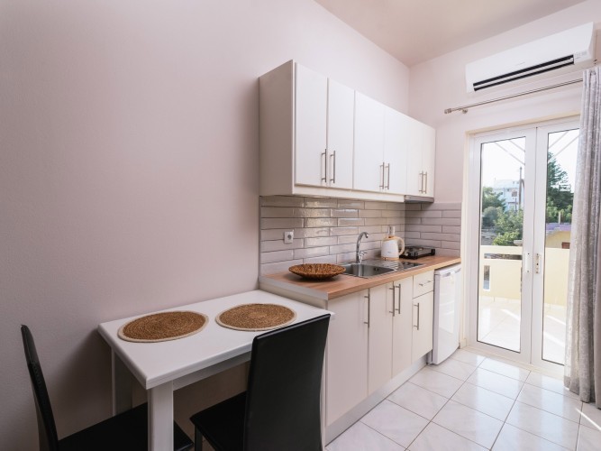 Standard Doppelzimmer mit Kitchenette Pitsidia