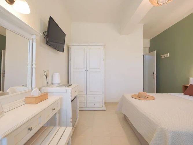 Triple rooms