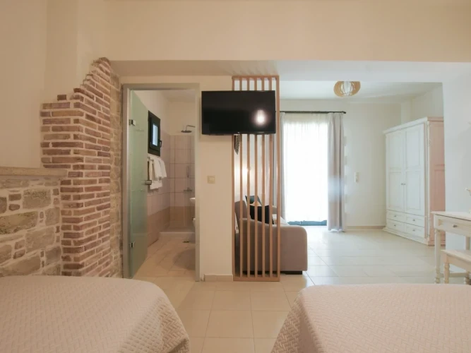 Family Room 1