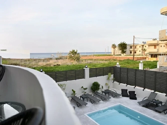 Superior One Bedroom Suite with Sea View