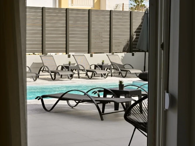 Junior Suite with Pool View
