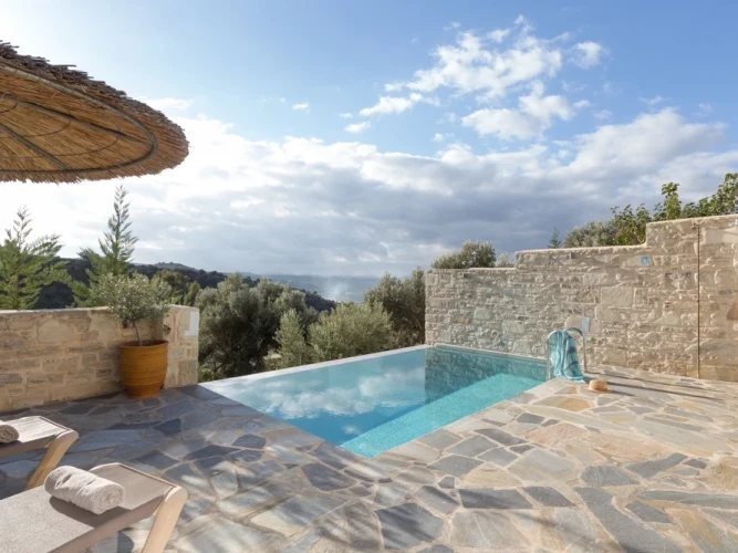 Suite Cottage with private heated pool.