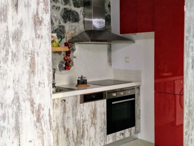 Avra Suite