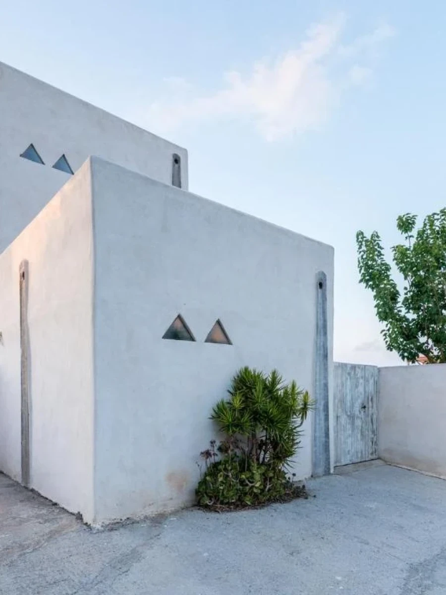 Villa Theona