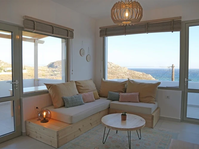 Two-Bedroom Apartment with Sea View (Bohemian)