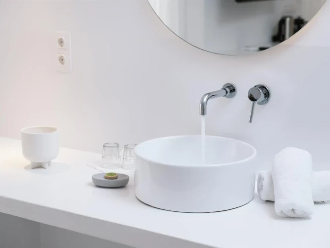 White Suite