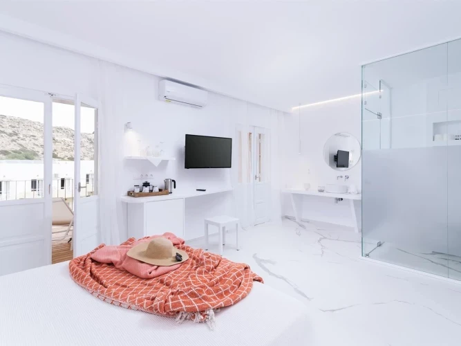 White Suite