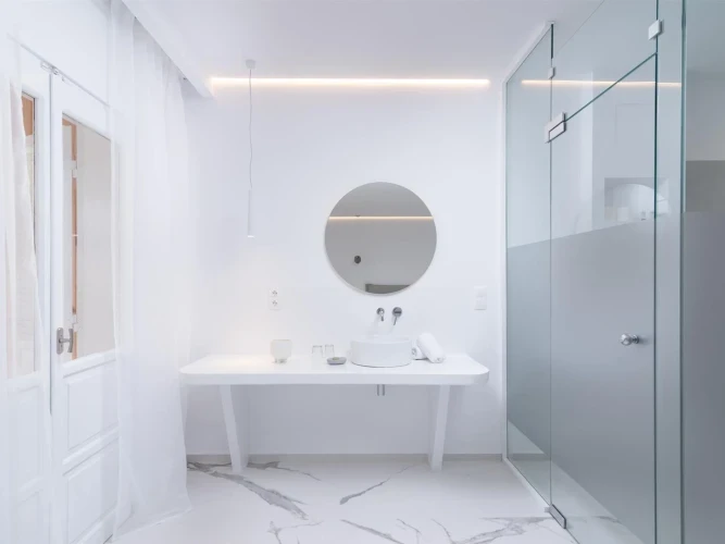 White Suite