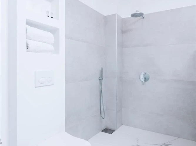 White Suite